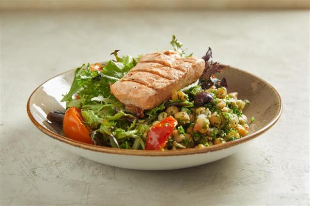 Mediterranean Salmon Salad